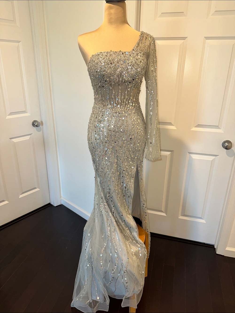 GB girls Silver One-Shoulder Beaded Prom Gown w Sequin